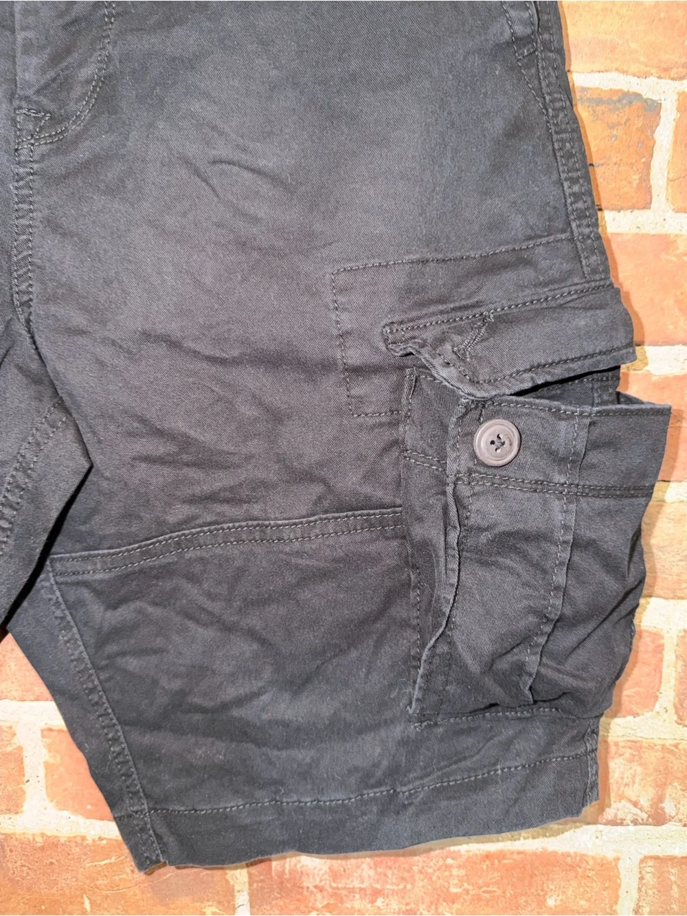 Men's Aero Black Cargo Shorts - Classic Utility Style Y2K Sz 30